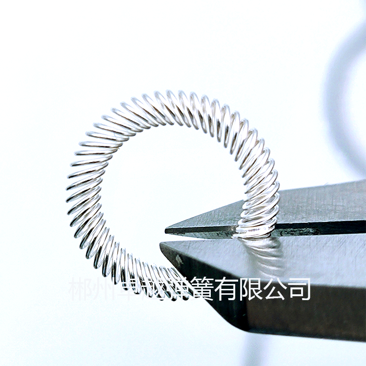 導(dǎo)電彈簧 如何選擇適合的新能源大電流觸指導(dǎo)電彈簧